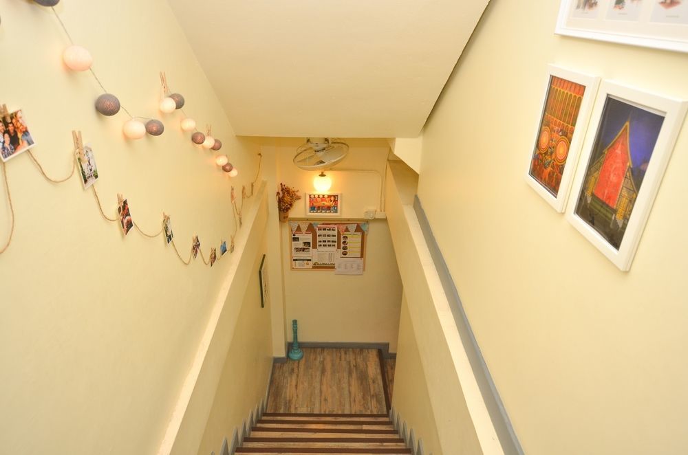 Good Day Hostel Бангкок Экстерьер фото